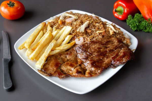 churrasco-chino-chan-chuen Churrasco con arroz chino especial